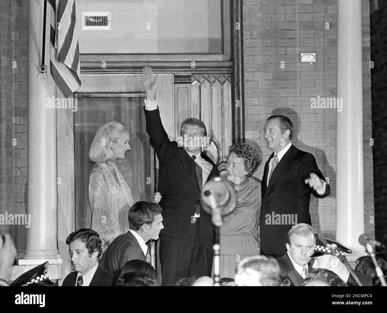 President Jimmy Carter and Chicago Mayor Michael Bilandic embrace