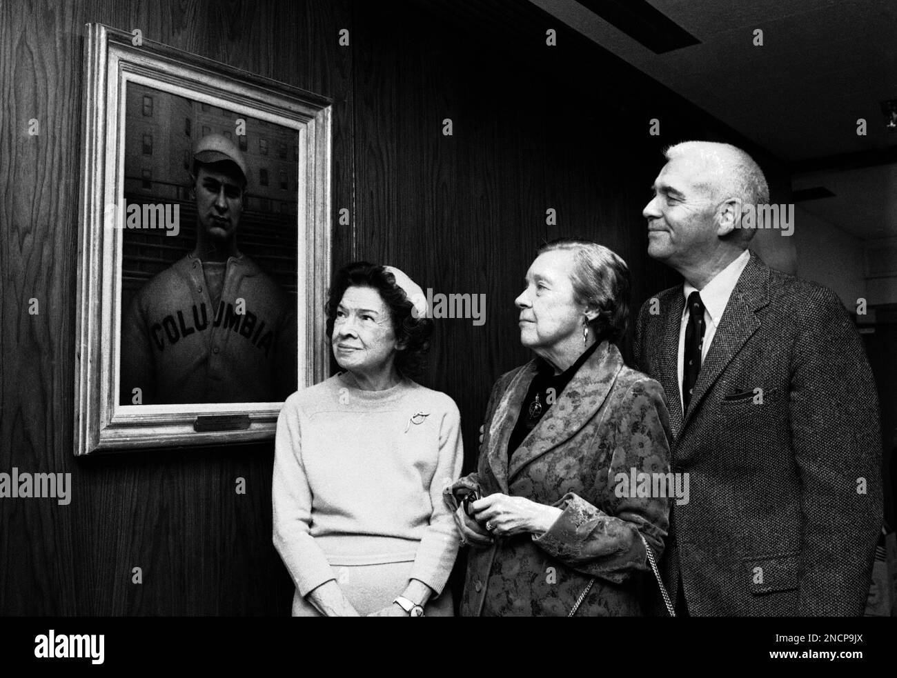 Claire Ruth, widow of Babe Ruth, left, and Eleanor Gehrig, widow of Lou  Gehrig, view a portrait of Lou Gehrig in lounge named for him in Columbia  University's new $12.7 million athletic