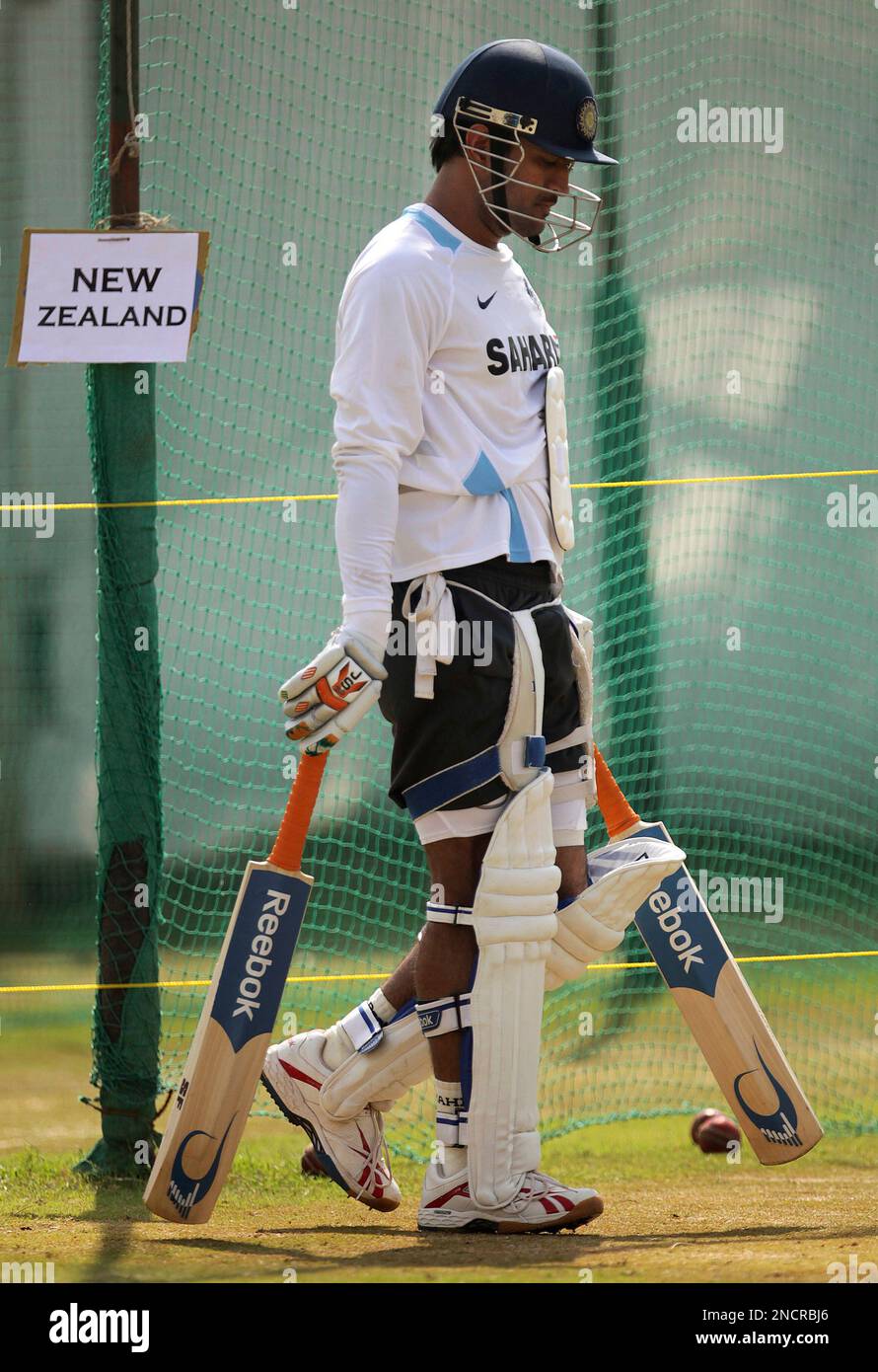 reebok bat ms dhoni