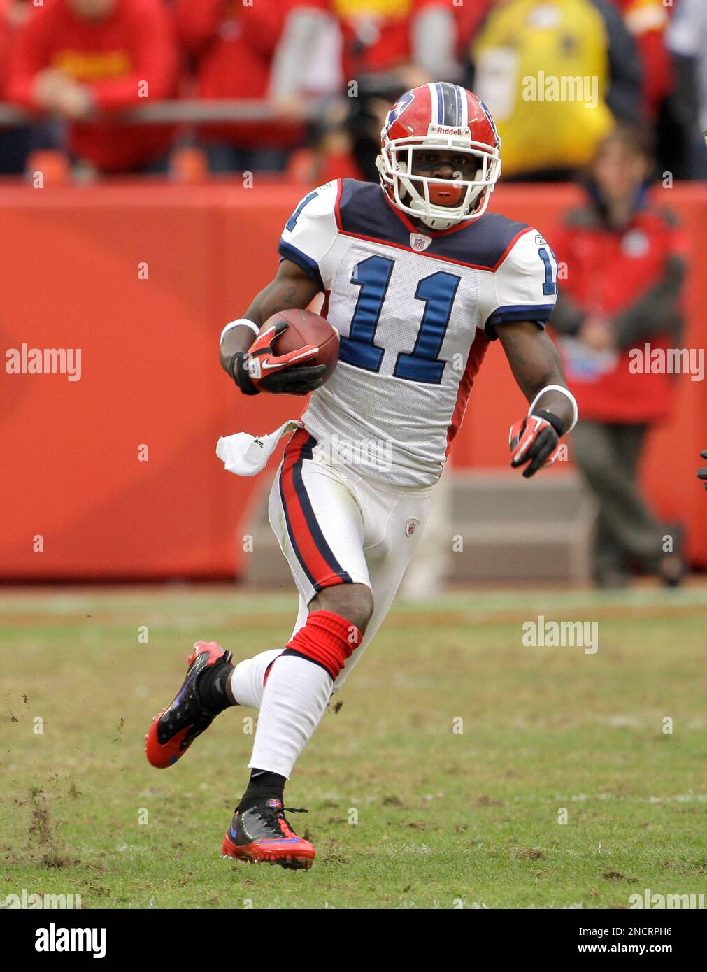Buffalo Bills wide receiver Roscoe Parrish (11) during overtime of an