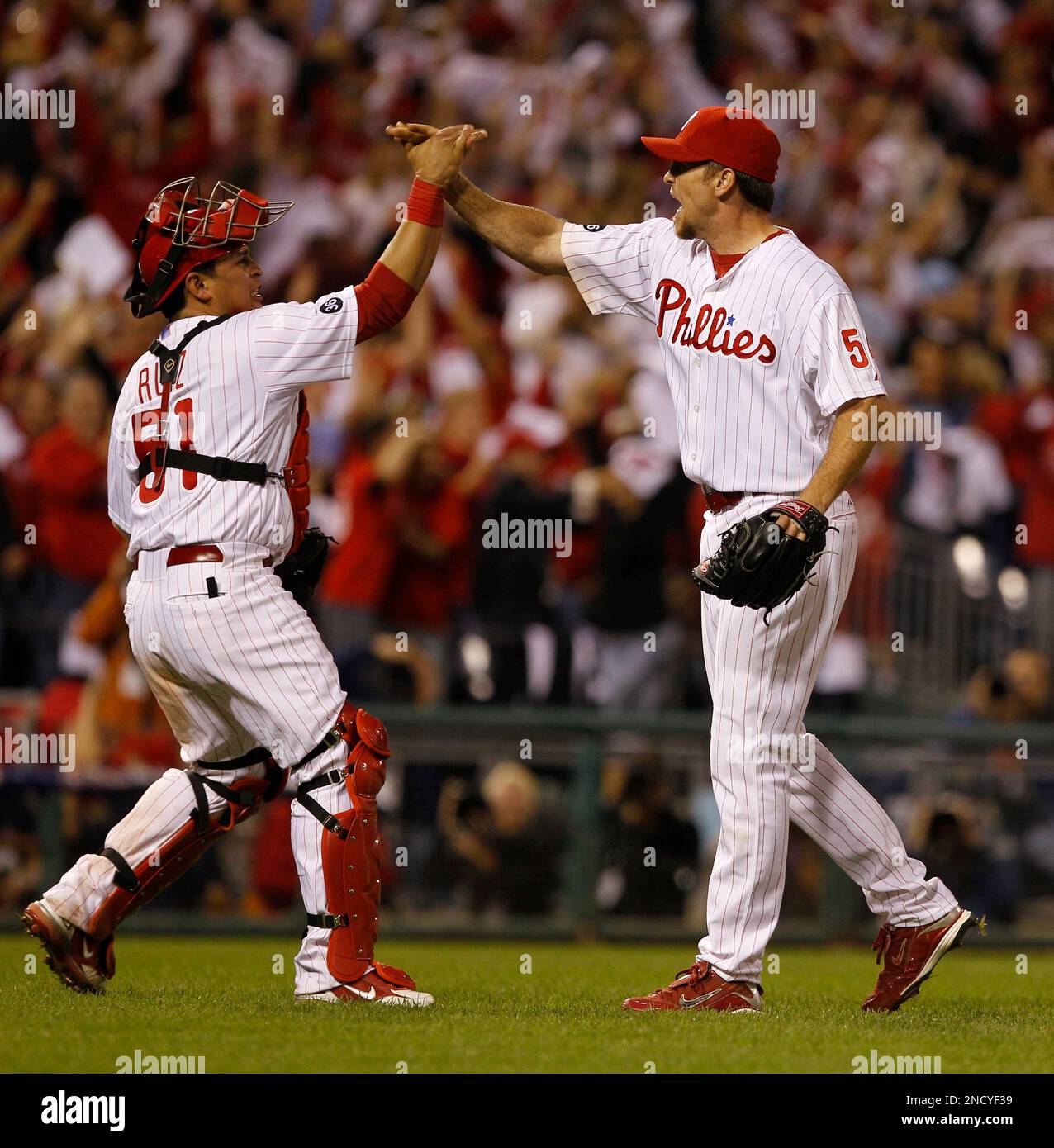 Brad Lidge and Carlos Ruiz celebrate - Baseball In Pics