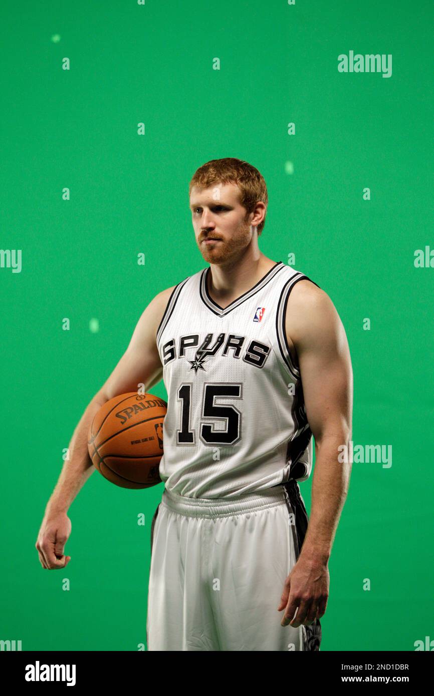 San Antonio Spurs' Matt Bonner during the team's NBA basketball media day,  Monday, Sept. 27, 2010 in San Antonio. (AP Photo/Eric Gay Stock Photo -  Alamy, image size:866x1390