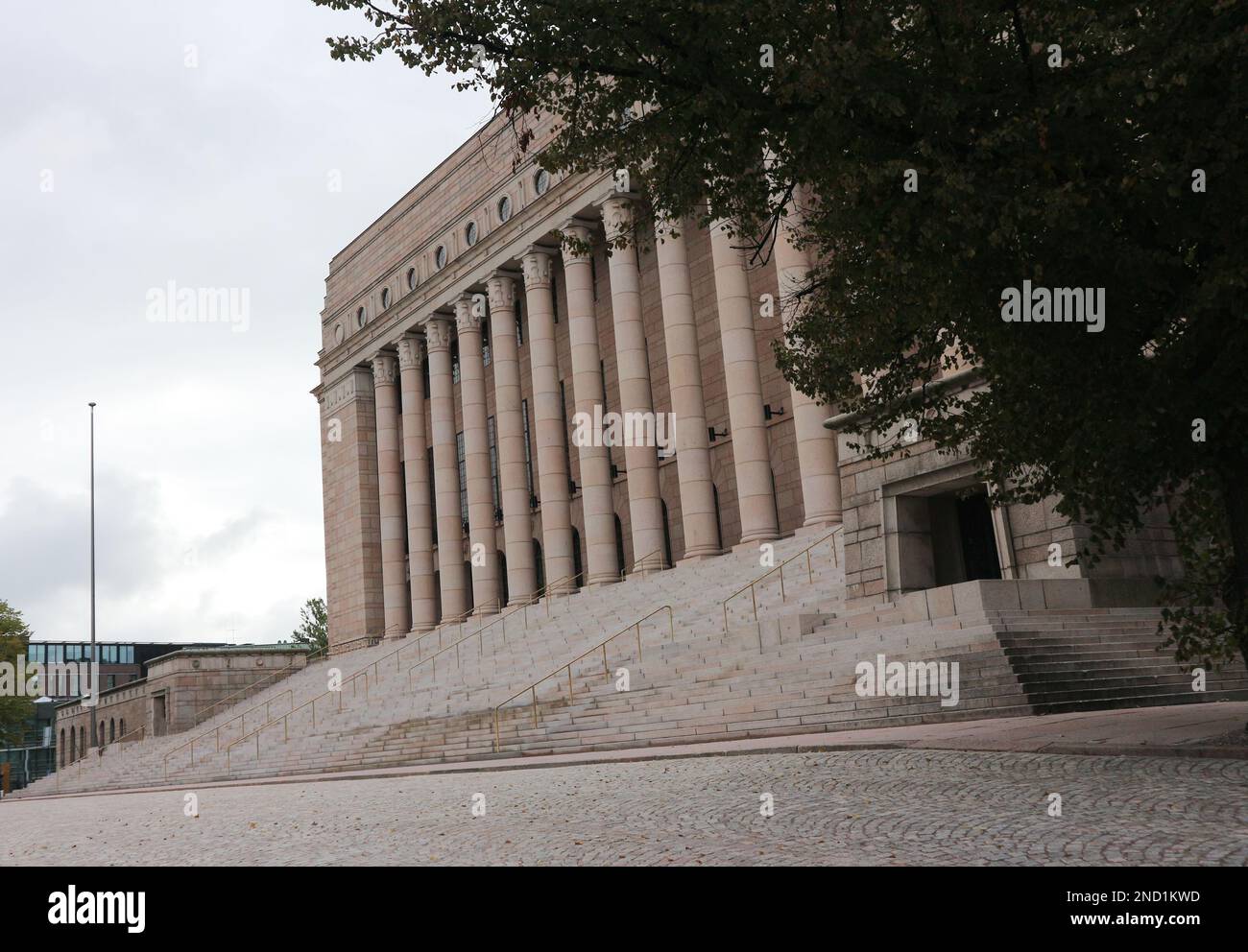 Helsinki finland view parliament building hi-res stock photography and ...