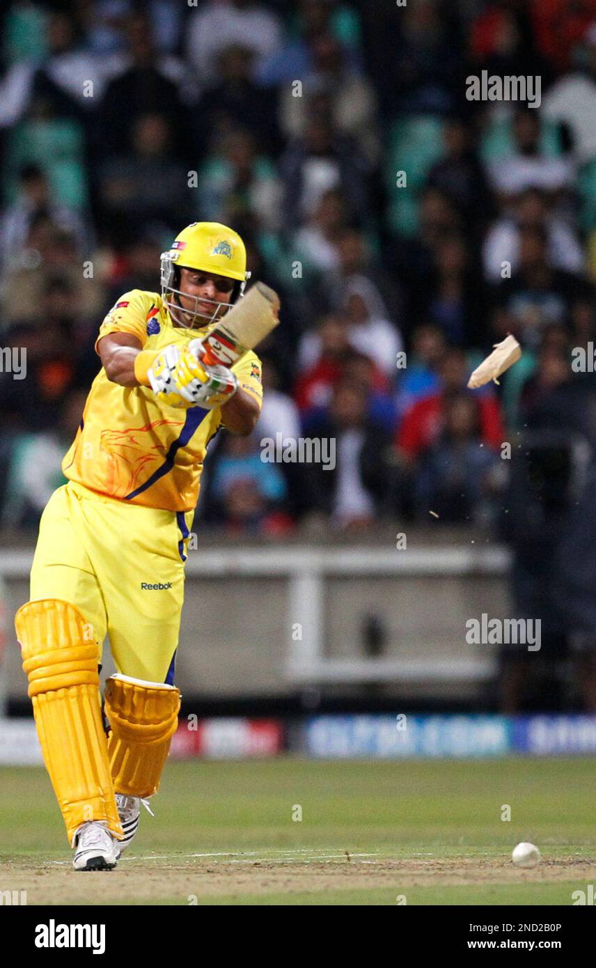 Deccan Chargers Batsman Andrew Symonds in action During The Deccan Chargers  vs Chennai Super Kings 2nd Semi-Final Twenty20 Stock Photo - Alamy