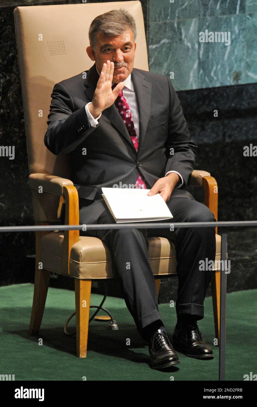 Ray Abdullah President Abdullah Gul of Turkey waves before addressing the United ...