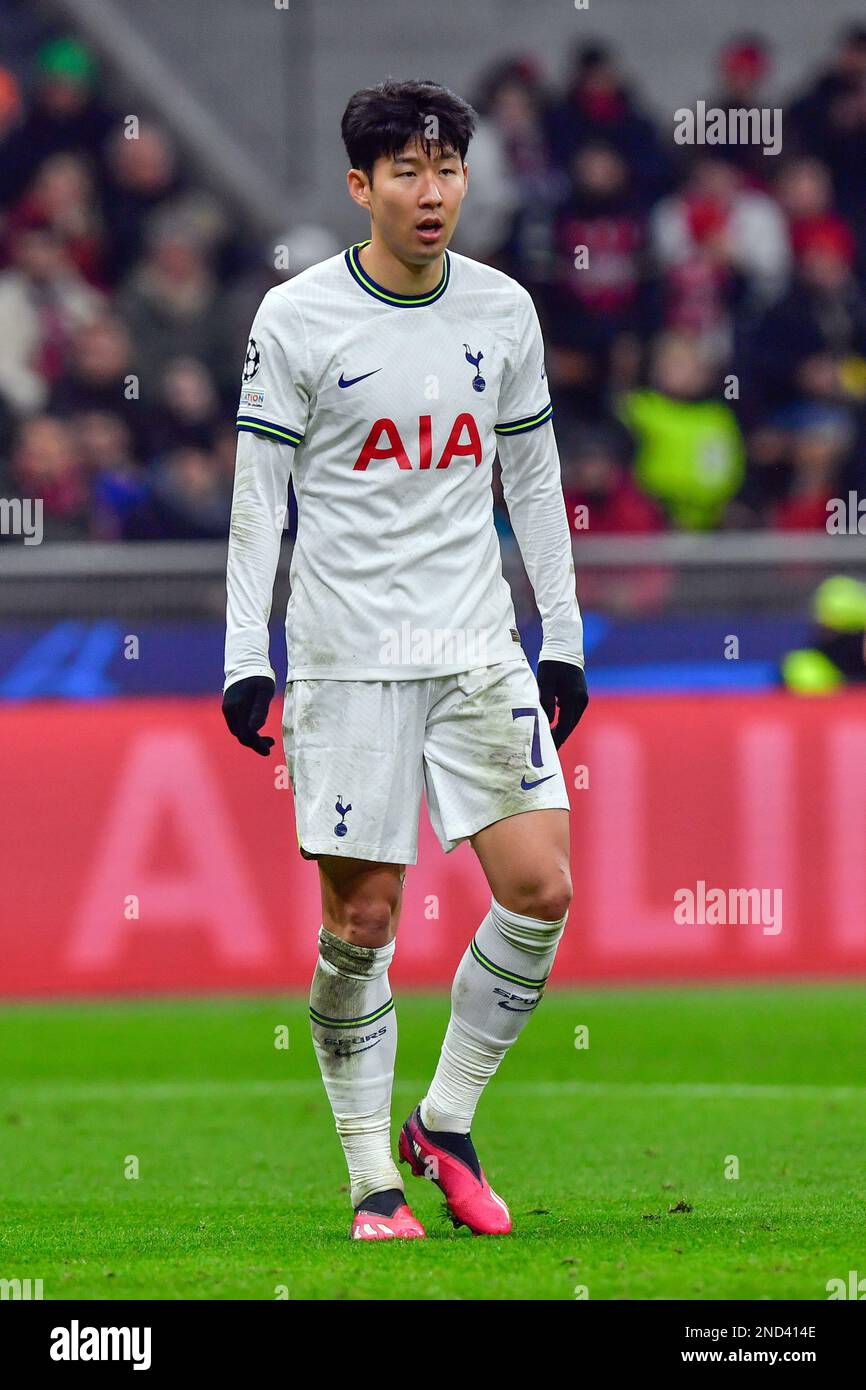 Milano, Italy. 14th Feb, 2023. Rafael Leao (17) of AC Milan seen during the  UEFA Champions League match between AC Milan and Tottenham Hotspur at San  Siro in Milano. (Photo Credit: Gonzales