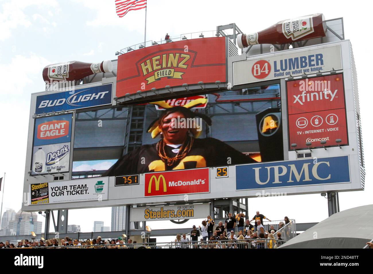 View of Heinz Field Stadium home of the Pittsburgh Steelers American  Football Team Stock Photo - Alamy