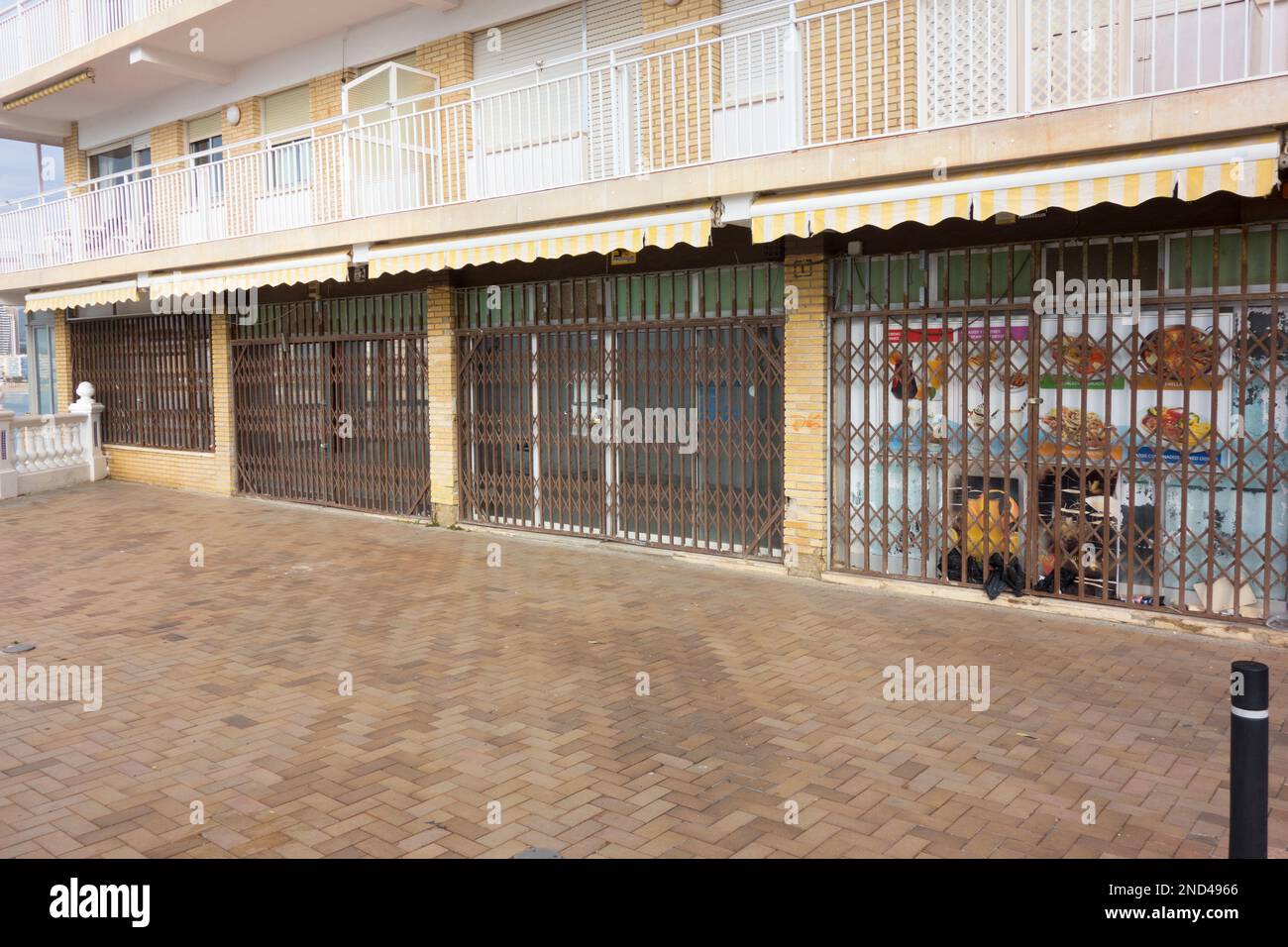 Closed and empty retail premises in Benidorm Spain Stock Photo