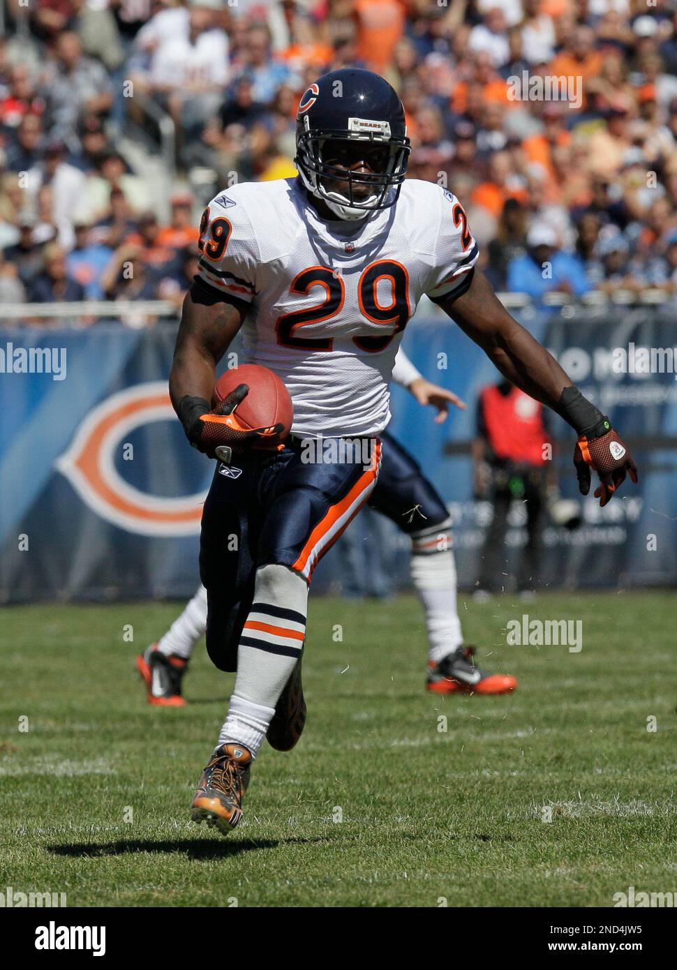 Chicago Bears running back Chester Taylor (29) during the Bears training  camp practice at Olivet Nazarene University in Bourbonnais, IL. (Credit  Image: © John Rowland/Southcreek Global/ZUMApress.com Stock Photo - Alamy