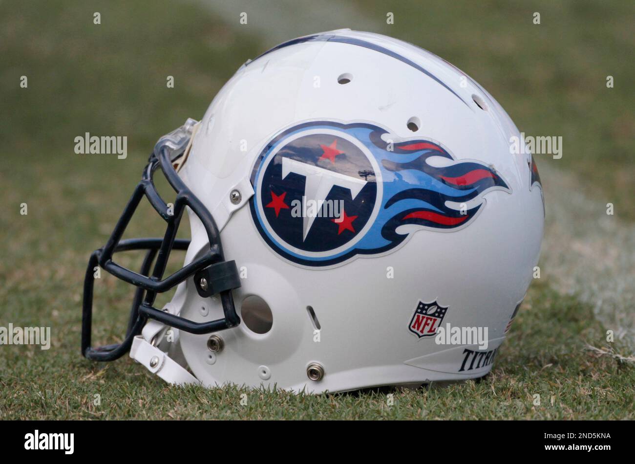 Tennessee Titans center Aaron Brewer (62) sits on the bench prior to an NFL  football game against the New England Patriots, Sunday, Nov. 28, 2021, in  Foxborough, Mass. (AP Photo/Stew Milne Stock