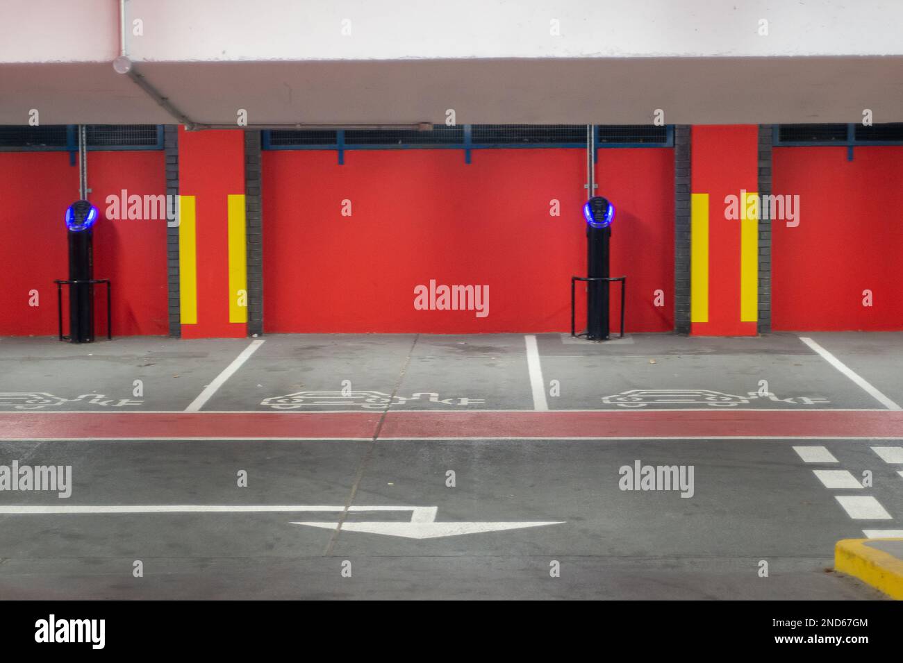 Slough, Berkshire, UK. 15th February, 2023. A bank of Electric Vehicle