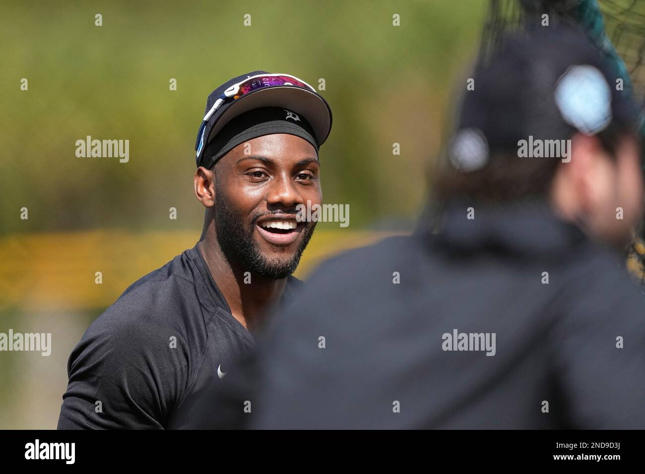 Detroit Tigers' Matt Vierling, left, receives the Heart & Hustle Award from  former Tigers player Lance Parrish before th team's baseball game against  the Chicago Cubs, Tuesday, Aug. 22, 2023, in Detroit. (AP Photo/Jose Juarez  Stock Photo - Alamy