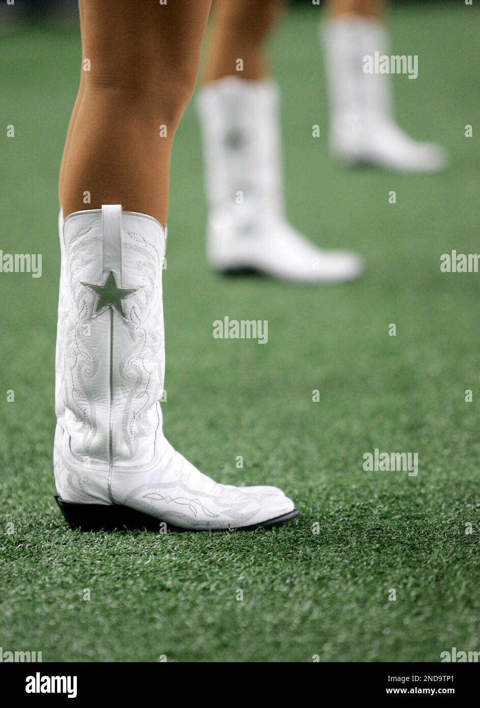 Boots with best sale stars on them