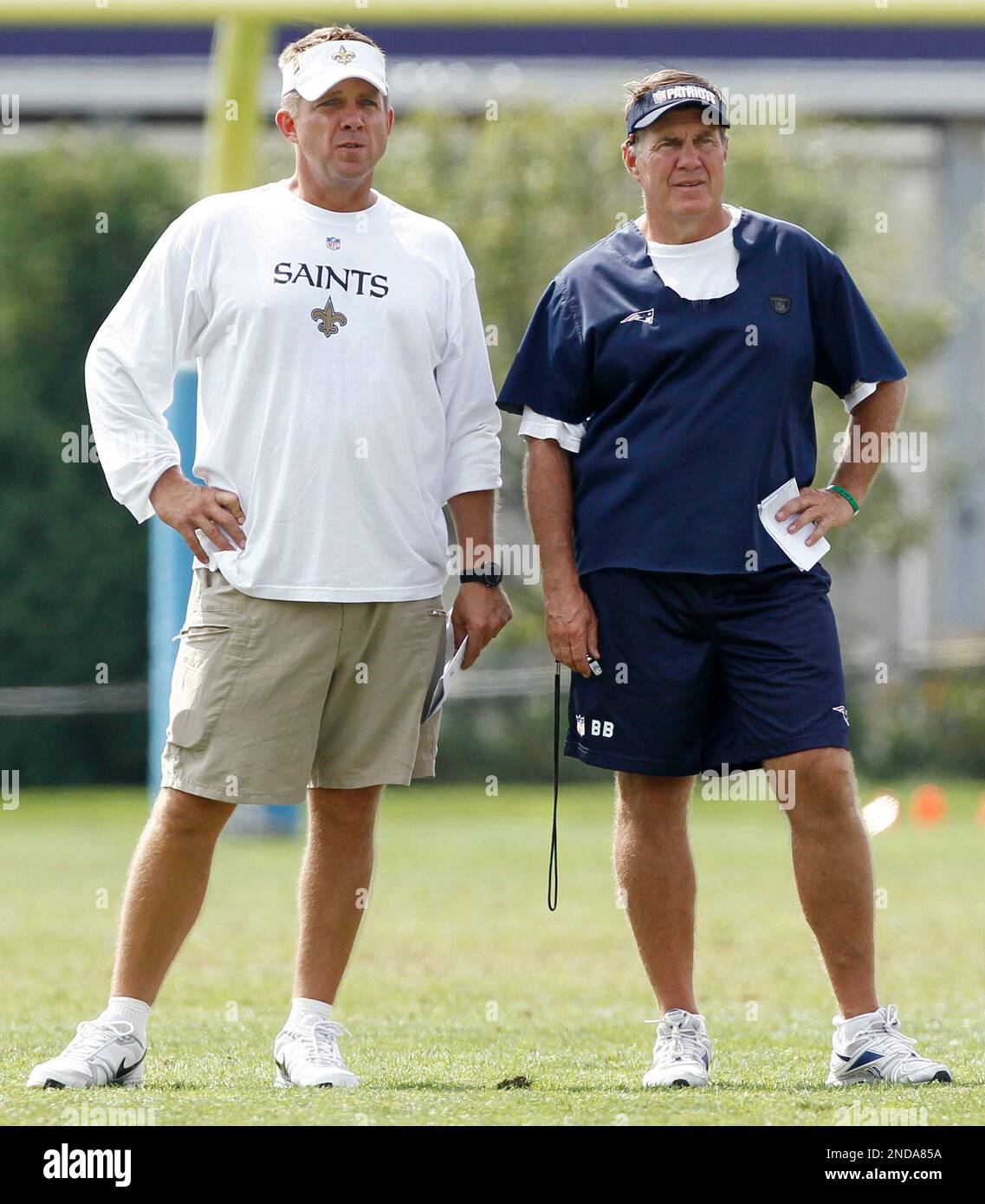 New England Patriots head coach Bill Belichick, right, and New Orleans