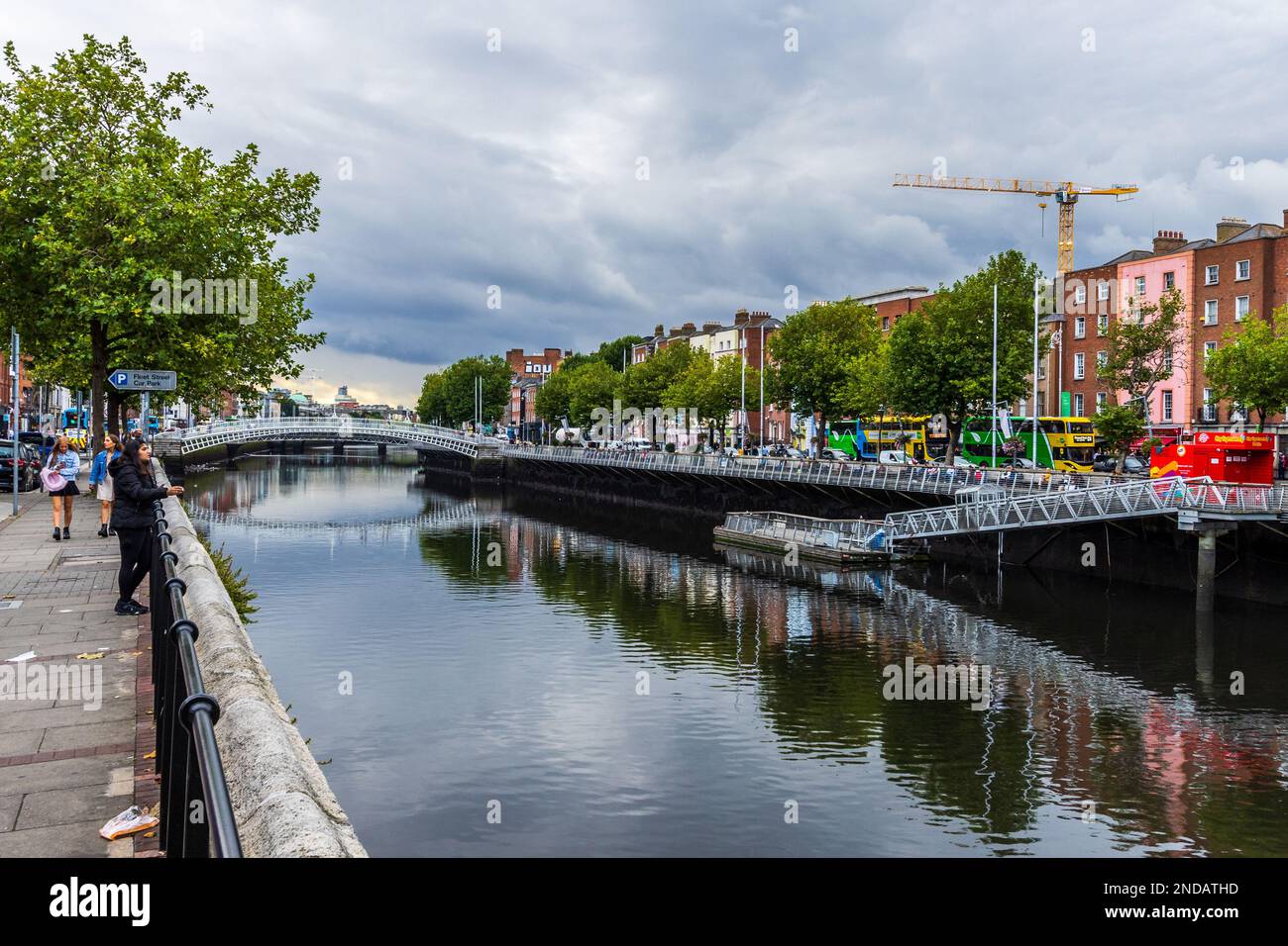 Hapenny bridge sunset hi-res stock photography and images - Alamy