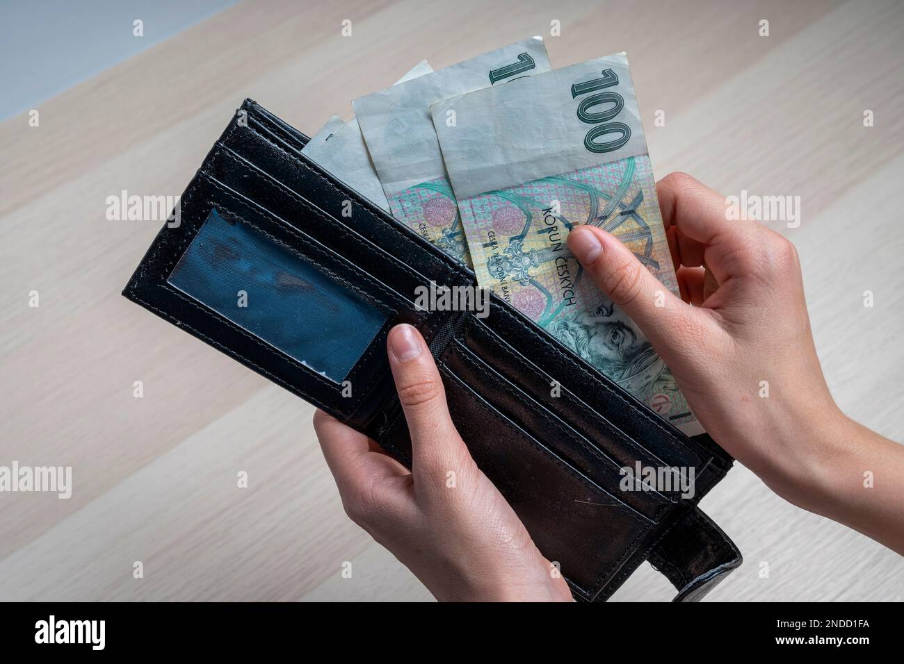 100-korun-paper-banknote-of-the-czech-republic-czech-money-in-a-wallet