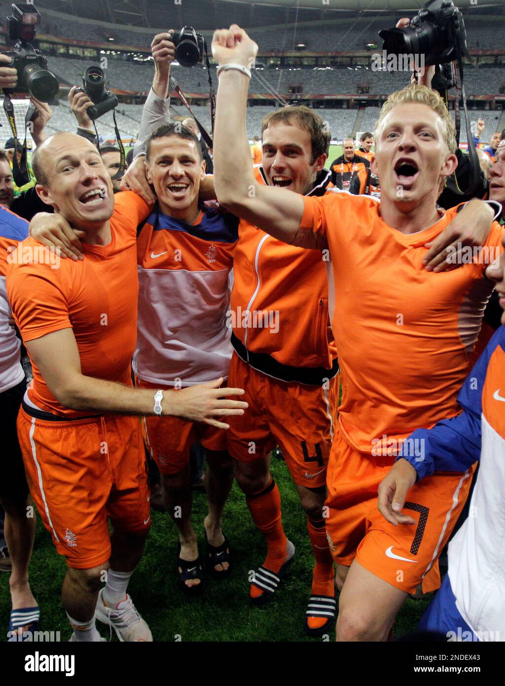 Netherlands players from left, Arjen Robben, Khalid Boulahrouz, Joris