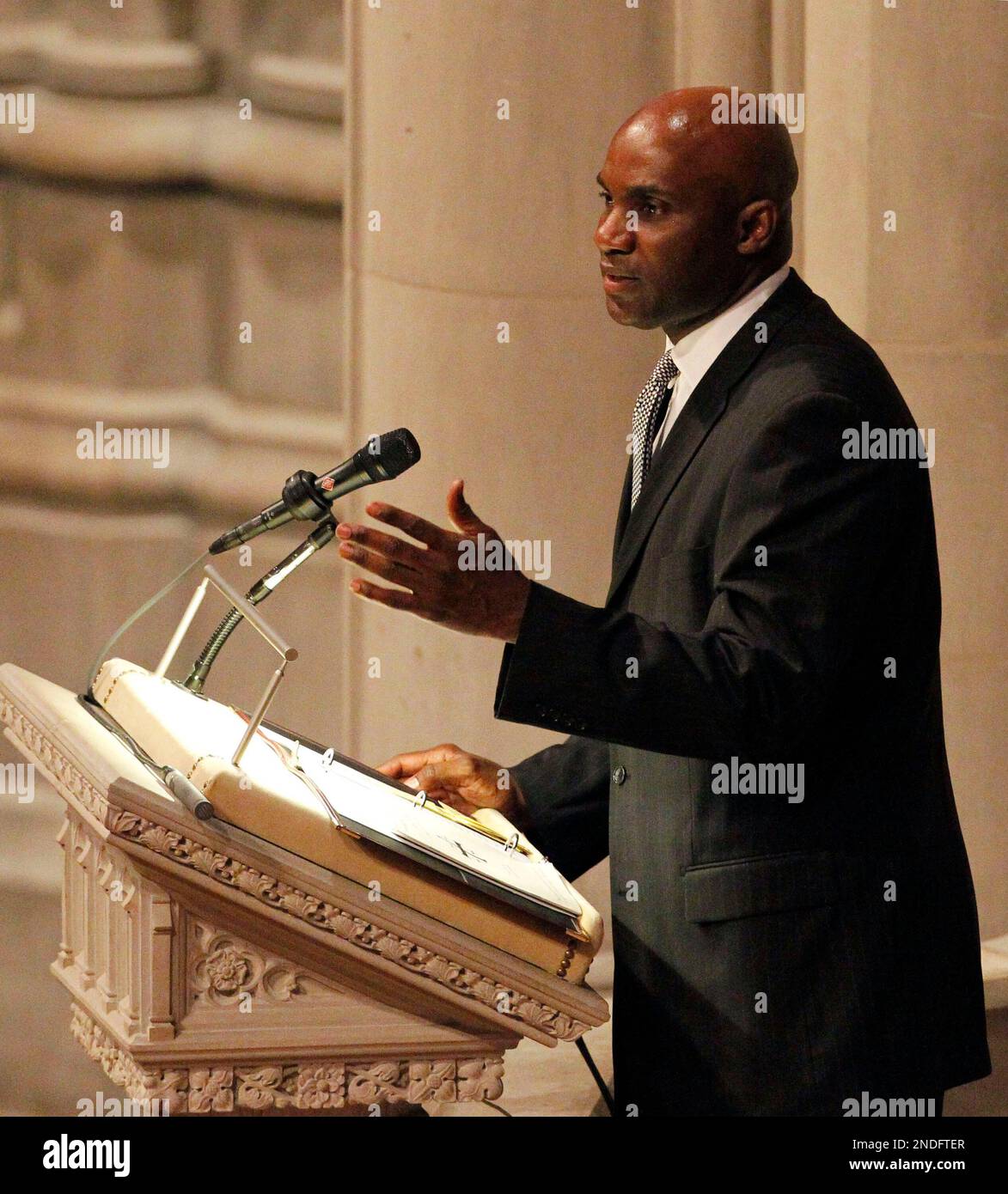 Rory Sparrow, vice president of player development for the NBA, speaks at  the funeral service for former NBA basketball player Manute Bol at  Washington National Cathedral in Washington, Tuesday, June 29, 2010. (
