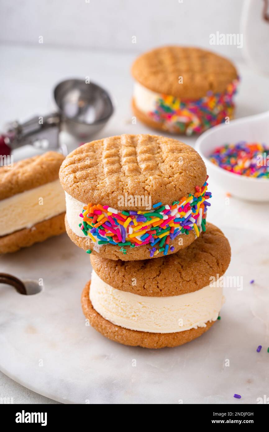 Ice cream sandwiches with vanilla ice cream and peanut butter cookies ...