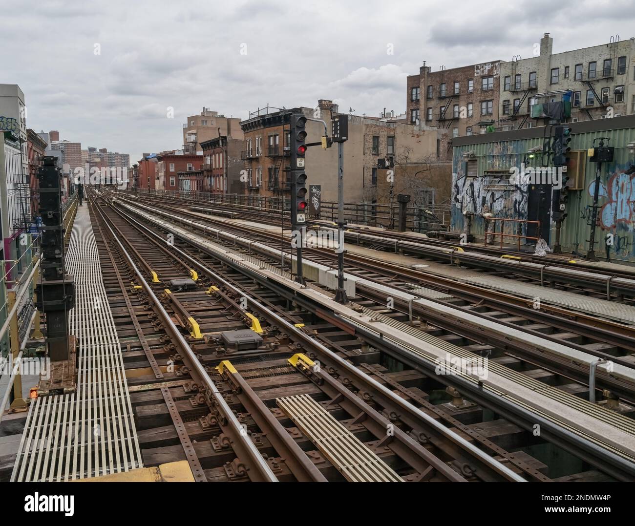 BROOKLYN, N.Y. – January 7, 2023: New York City Subway tracks are seen in Brooklyn. Stock Photo