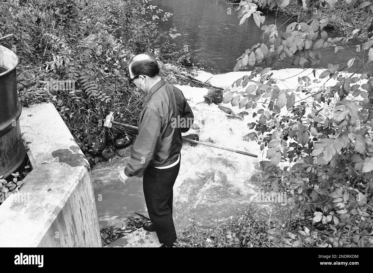 Three types of pollution that plague the Passaic River are represented