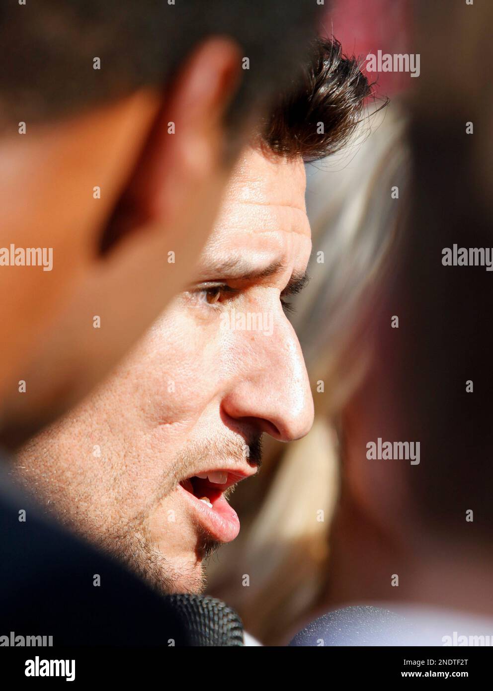 SI Photo Blog — Red Sox shortstop Nomar Garciaparra shakes hands