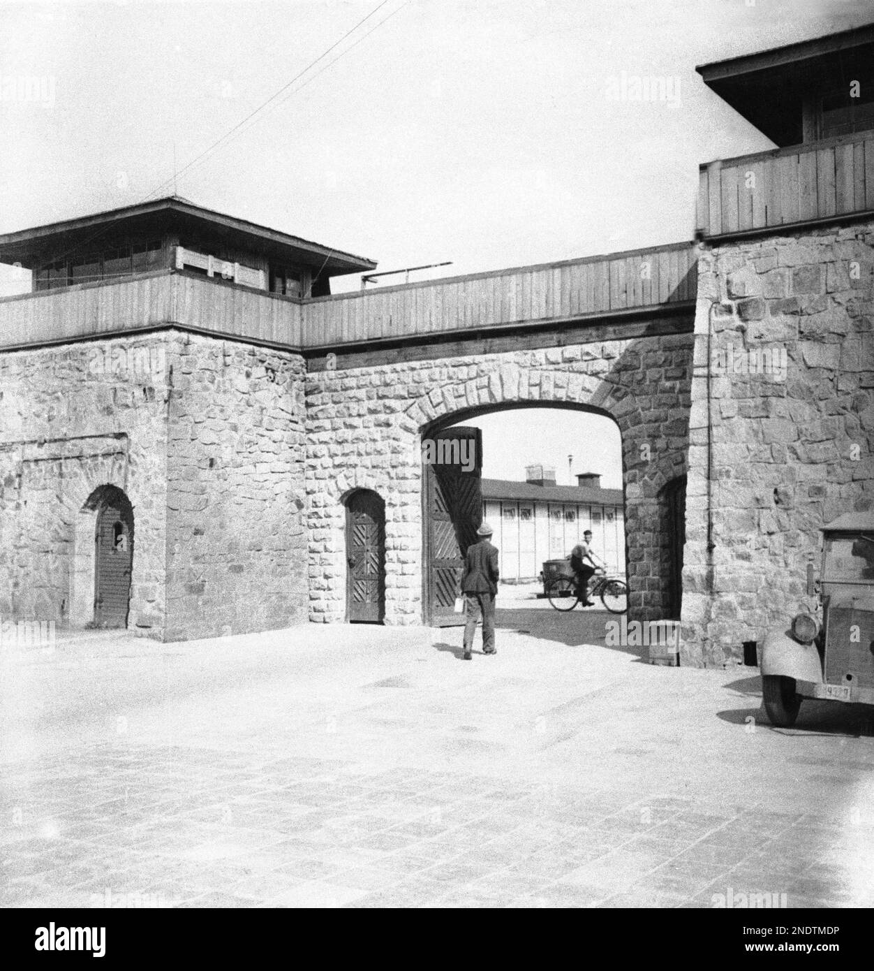 The main gate at Mauthausen Concentration Camp, near Linz, Austria in July  1945 where Joe Morton, Associated Press War Correspondent, was executed.  (AP Photo/Lynn Heinzerling Stock Photo - Alamy