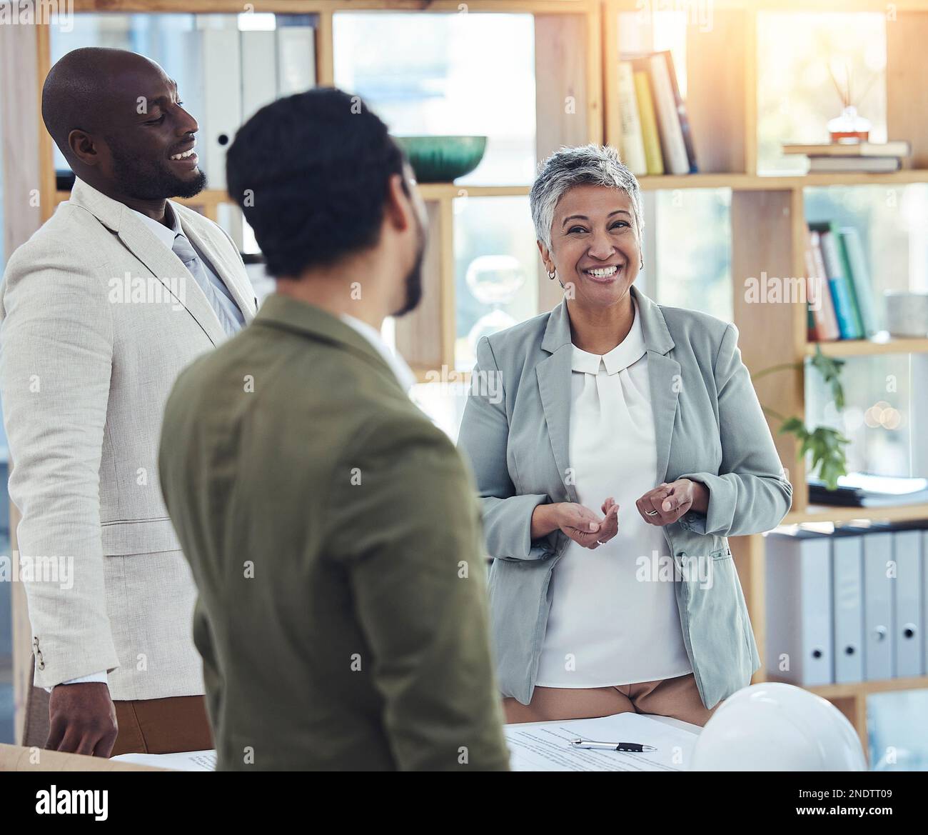 Funny negotiation hi-res stock photography and images - Alamy