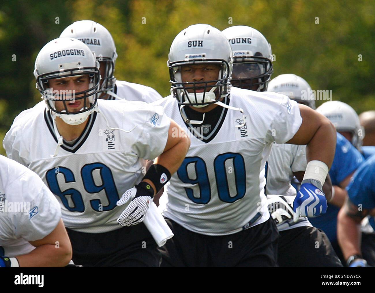 Ndamukong suh detroit lions after hi-res stock photography and images -  Alamy