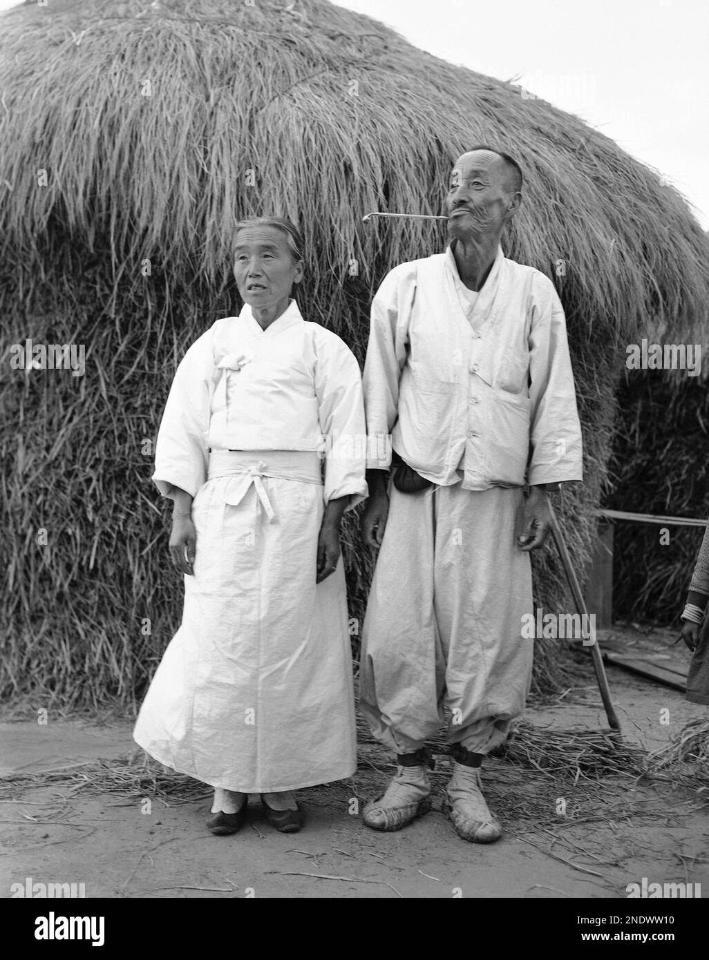 “Papasan”, Yoon Sung Man and “Mamasan”, his wife, Kannani, 60 in Seoul