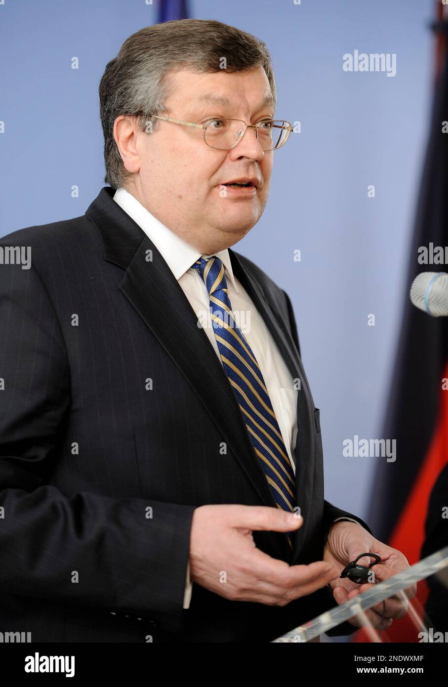 Foreign Minister Kostjantyn Hryschtschenko of the Ukraine speaks at a