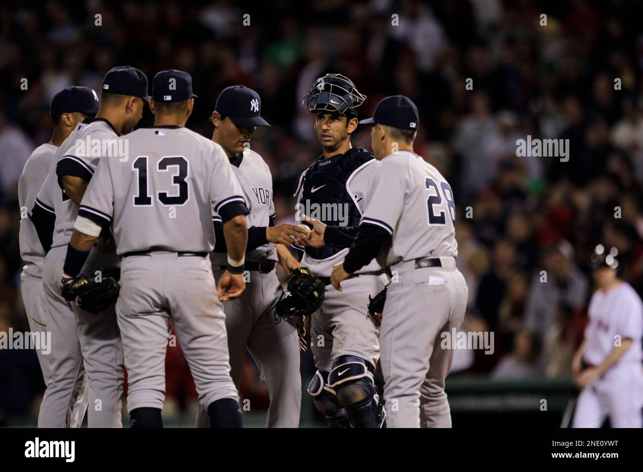 Girardi pushed out by Yankees after 10 seasons as manager