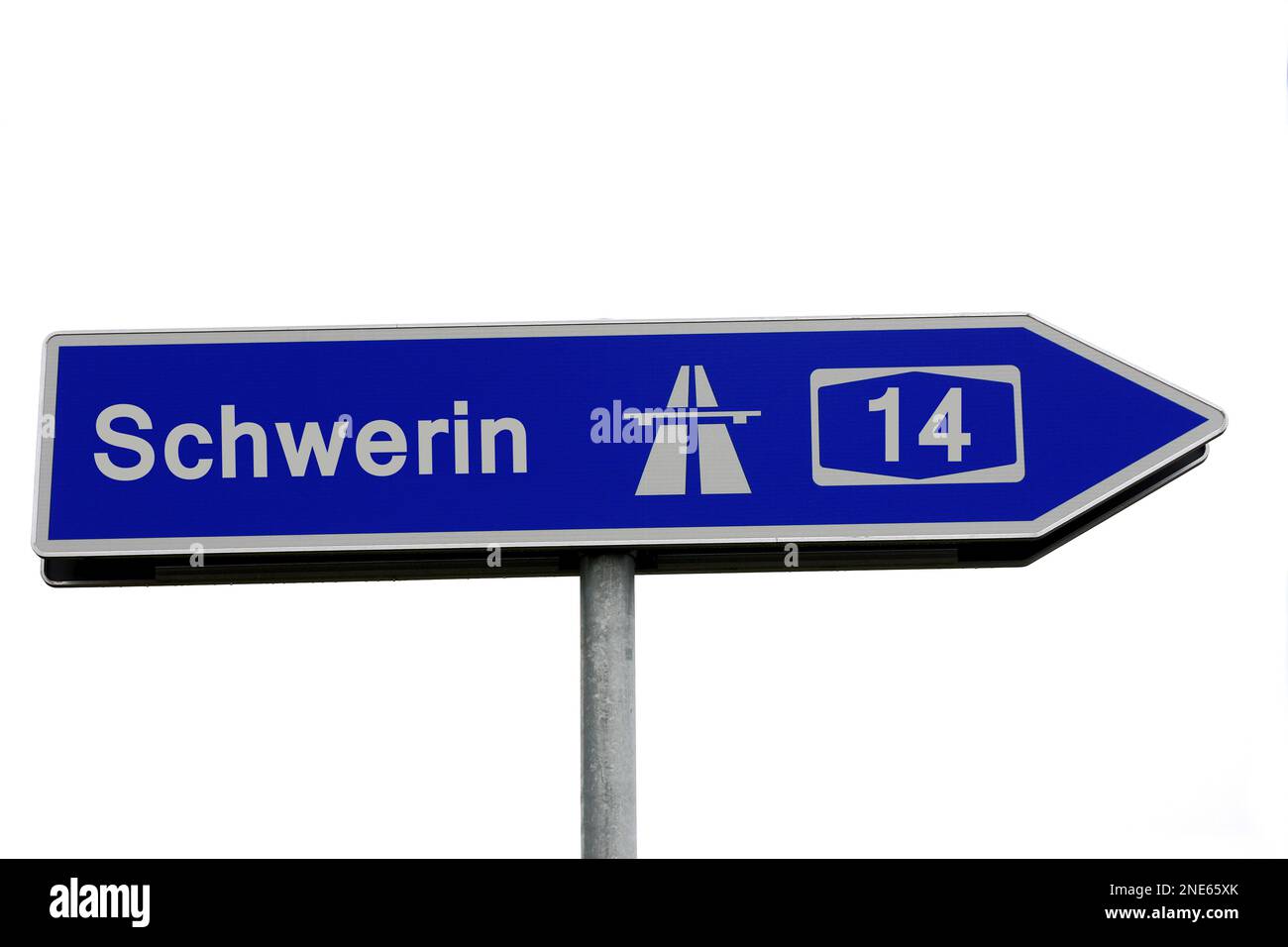Signpost to the A14 motorway towards Schwerin Stock Photo