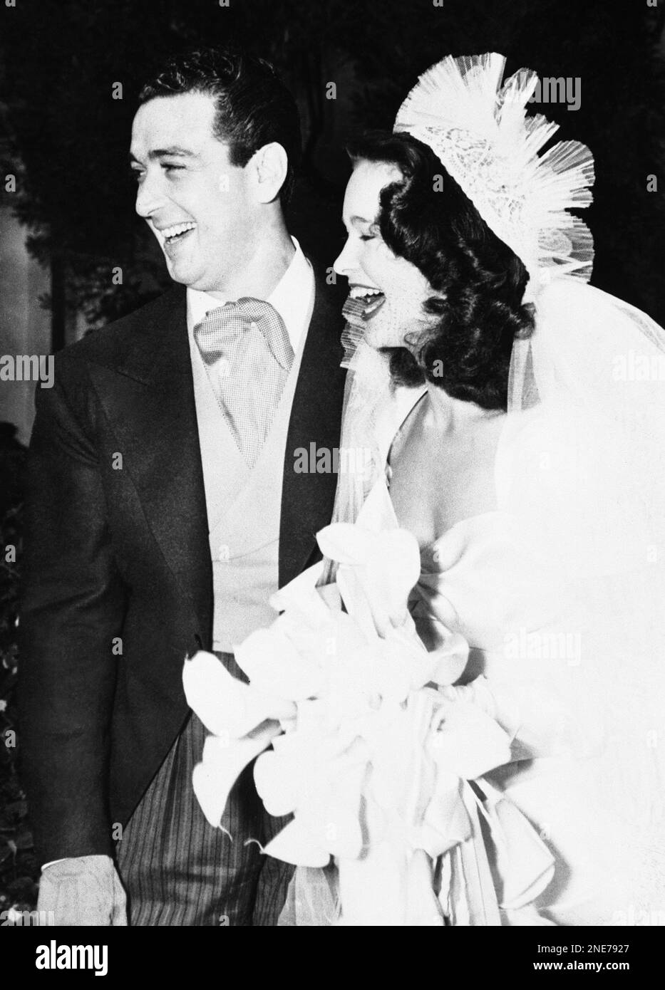 Gloria Vanderbilt, the famous American heiress, and her husband, Pat