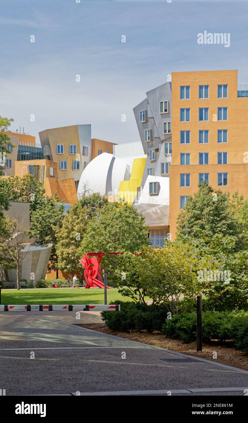 MIT’S “geek palace” – Ray and Maria Stata Center for Computer ...
