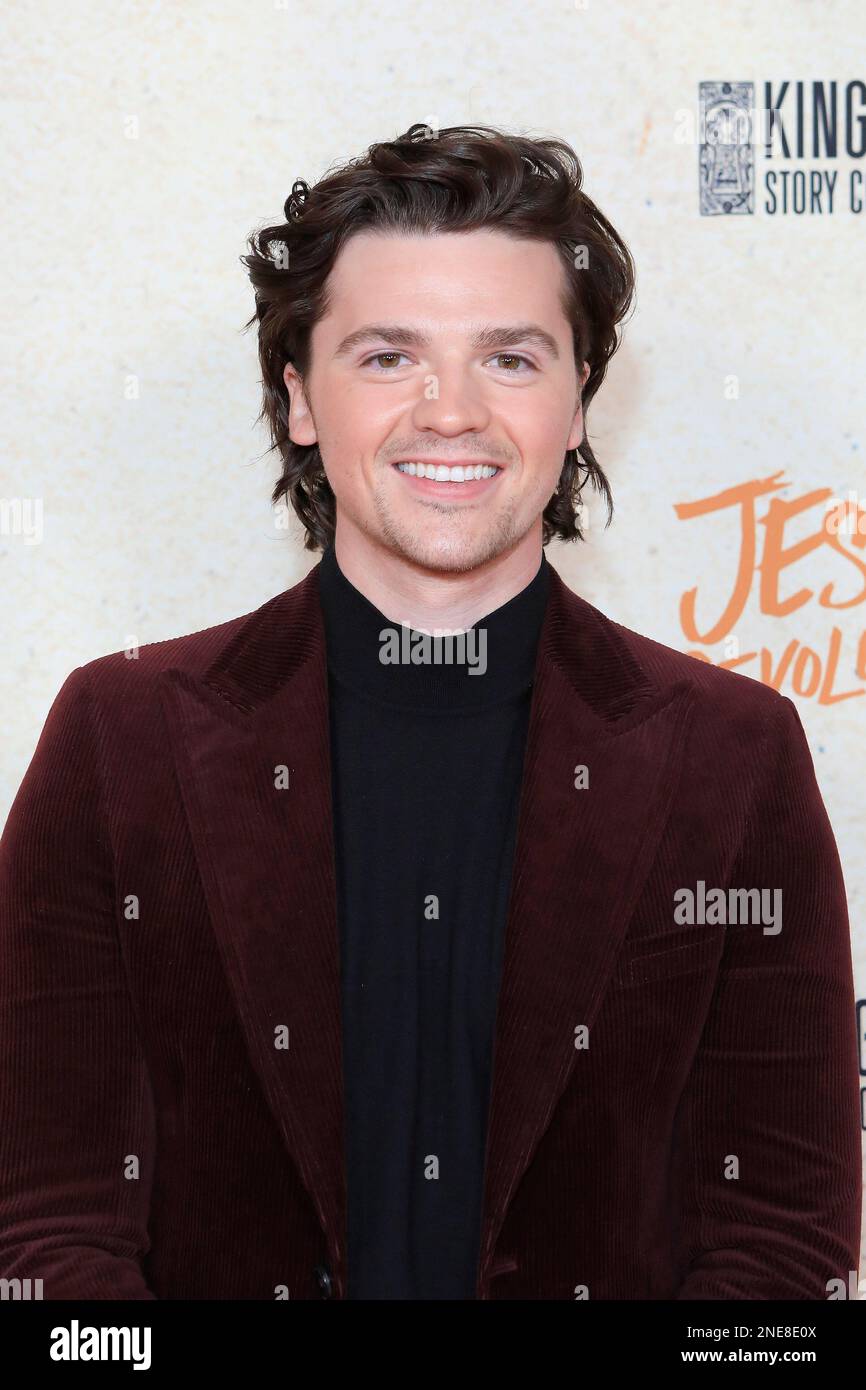 Joel courtney hi-res stock photography and images - Page 2 - Alamy