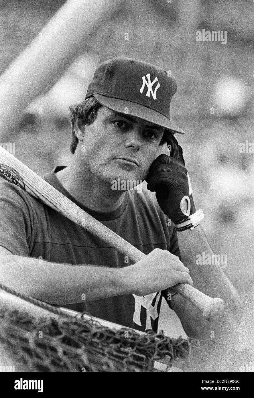 LOU PINIELLA YANKEES SI - Cooperstown Cred