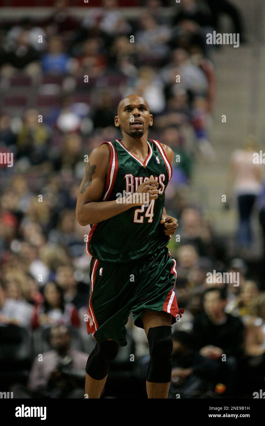 Milwaukee Bucks' Jerry Stackhouse in the first half of an NBA basketball  game against the Detroit Pistons Friday, Feb. 19, 2010, in Auburn Hills,  Mich. (AP Photo/Duane Burleson Stock Photo - Alamy