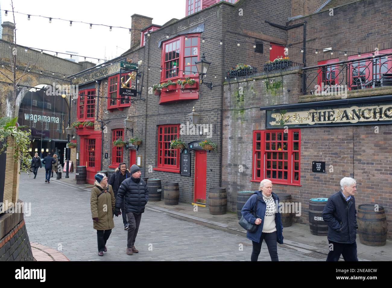 The old Anchor pub on the South Bank of the River Thames, London , England Stock Photo