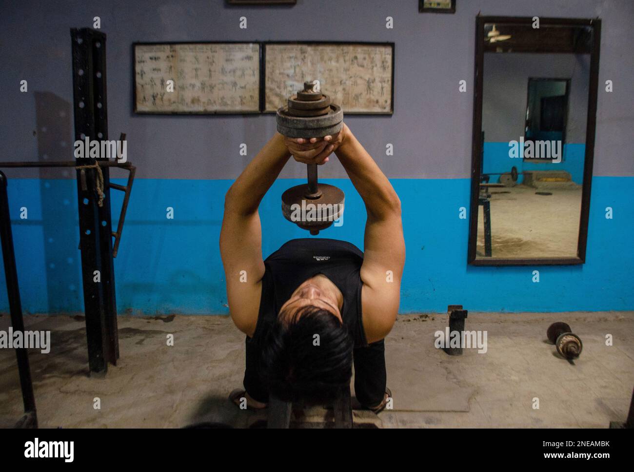 Bandung, Indonesia. 16th Feb, 2023. A man works out in Health and