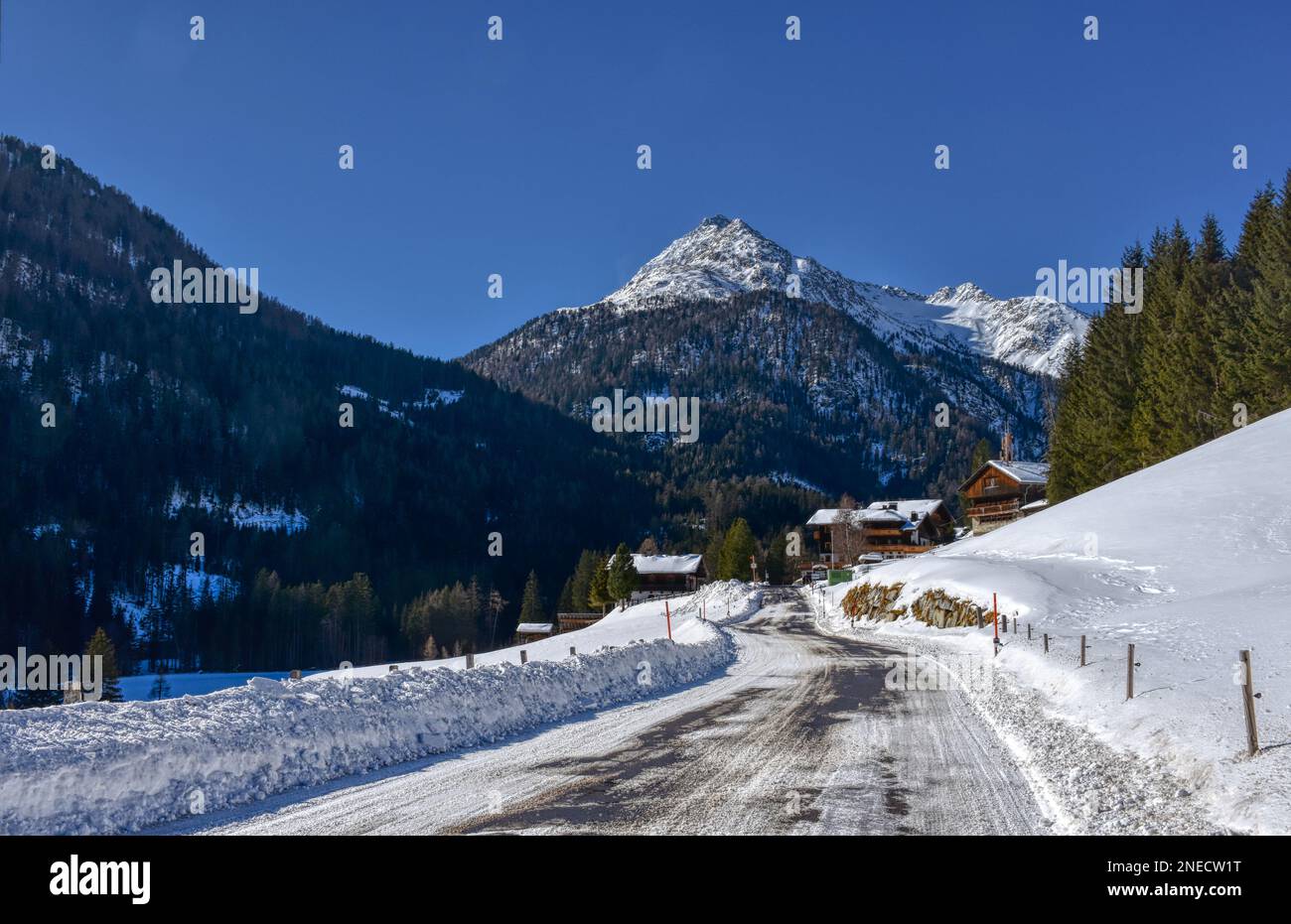 Perfect Original Photos about  Schne Von Kahr Strae Ebenbild  as Your HD Pictures