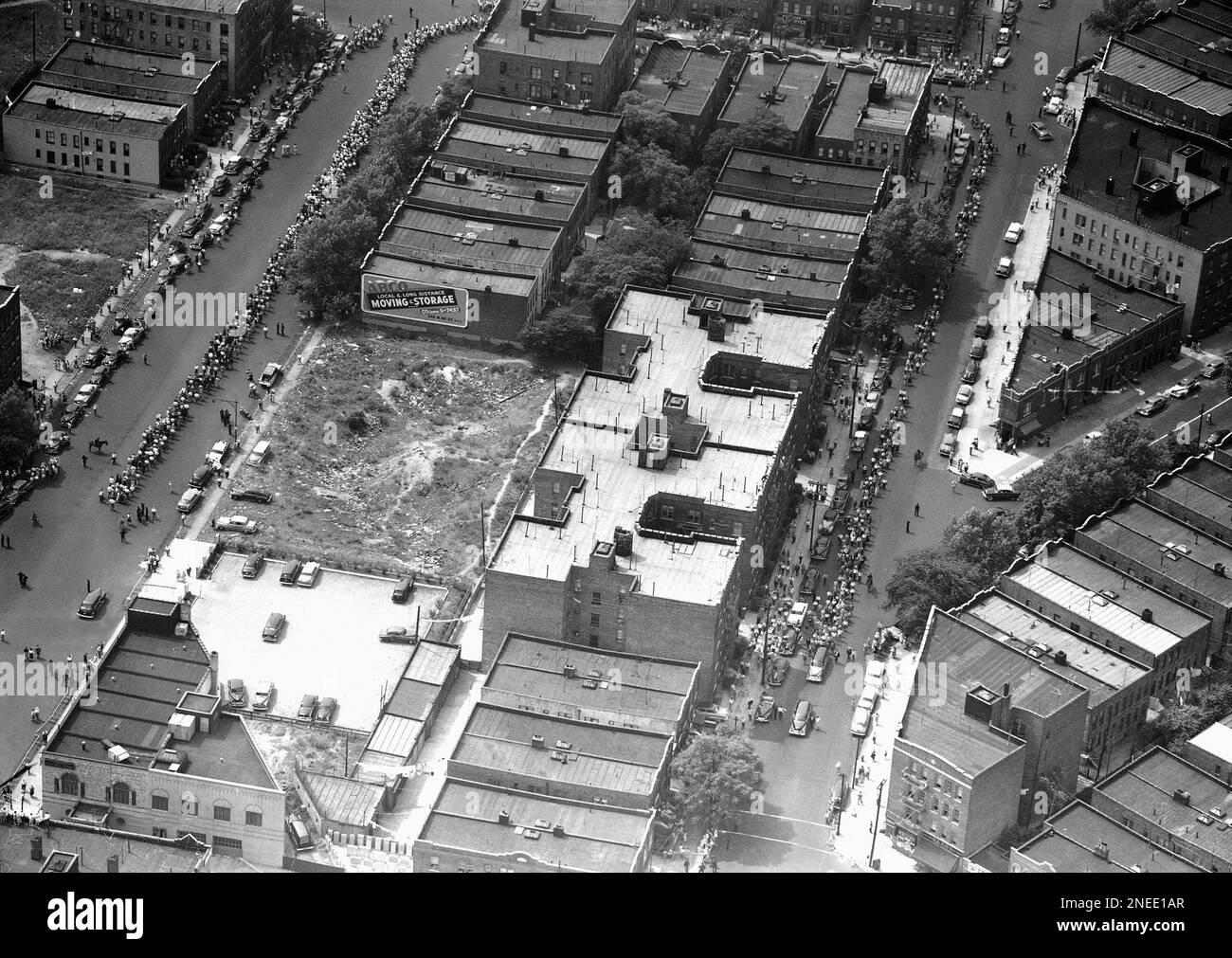 Aerial view illustrates blockcircling procession which followed the