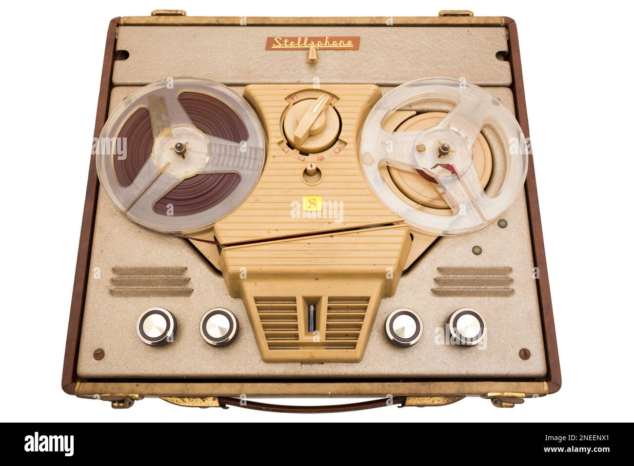 https://c8.alamy.com/comp/2NEENX1/stellaphone-brand-reel-to-reel-recorder-fitted-with-synchrotape-high-fidelity-audio-tape-typical-of-1950s-and-1960s-equipment-uk-studio-133-2NEENX1.jpg