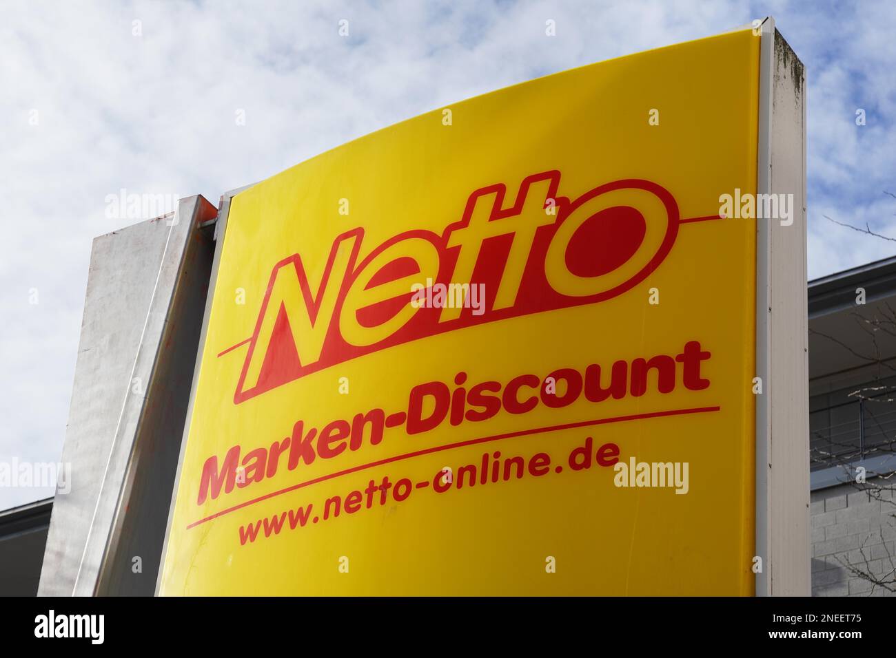 Hannover, Germany - March 17, 2020: Netto logo sign at local branch of german supermarket chain Stock Photo