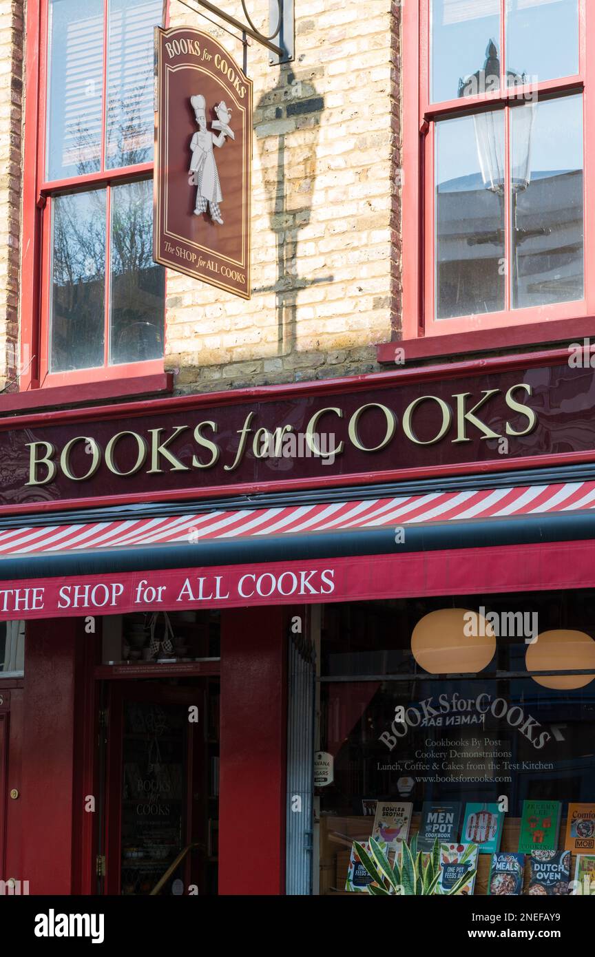 Books For Cooks, a shop specialising in cook books. The shop also has a recipe test café and runs cookery classes. London, England, UK Stock Photo