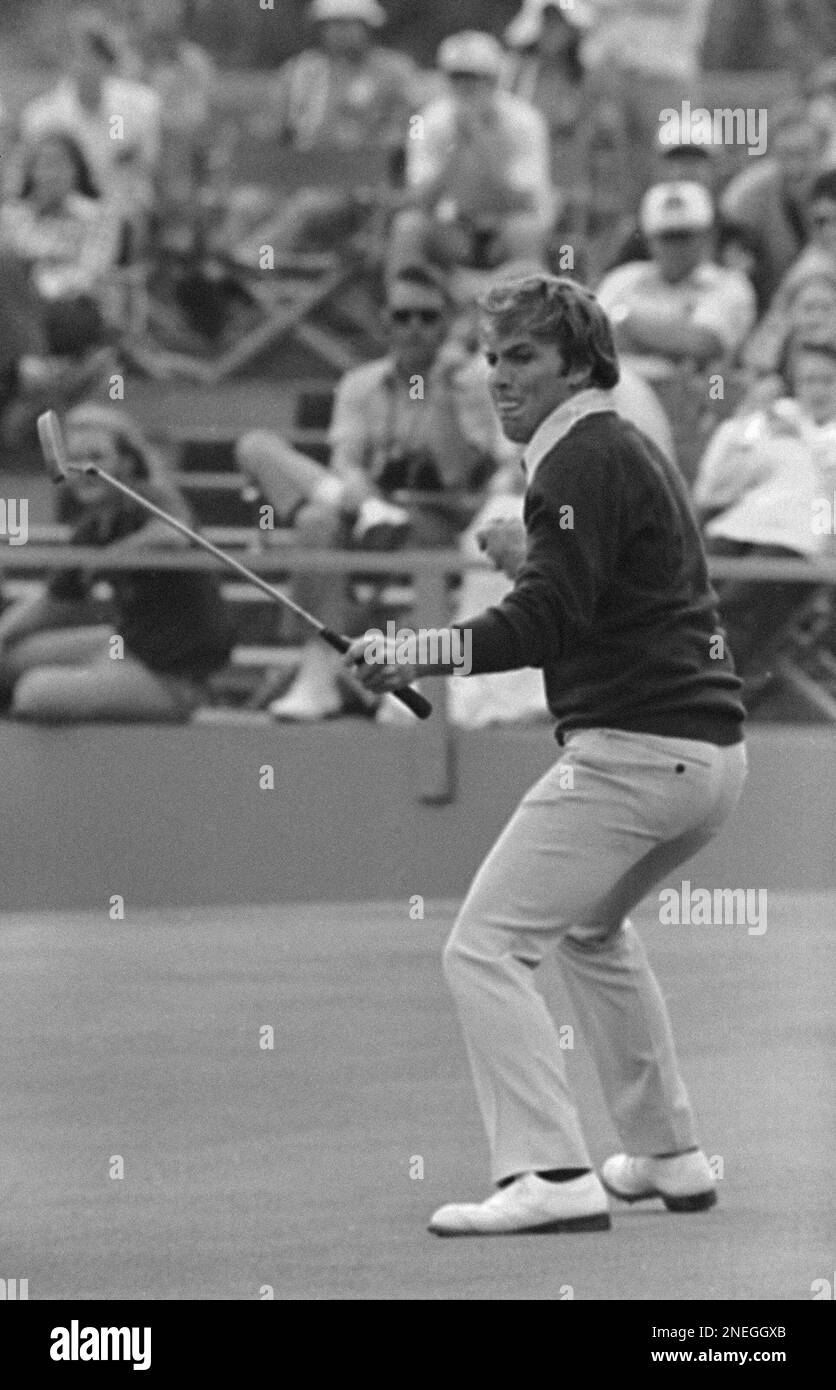 Lanny Wadkins of WinstonSalem, N.C., reacts as his 10foot putt sinks