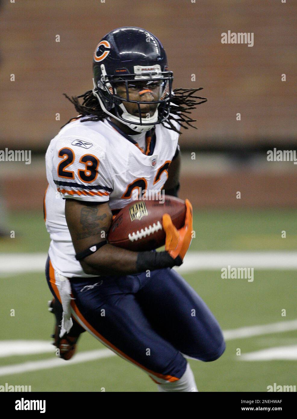 Chicago Bears' Devin Hester pumps up the crowd before returning a Minnesota  Vikings kickoff during the second quarter at Soldier Field in Chicago on  October 14, 2007. The Vikings won 34-31. (UPI