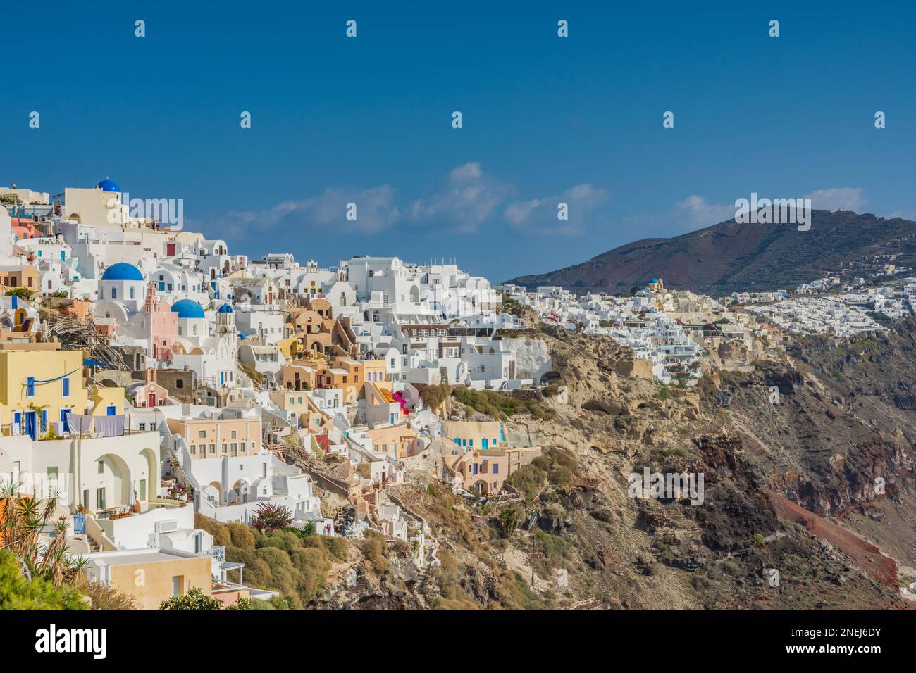 The picturesque village of Oia perched on the Santorini caldera Stock Photo