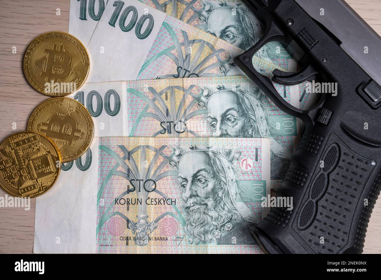 Golden gun hi-res stock photography and images - Alamy