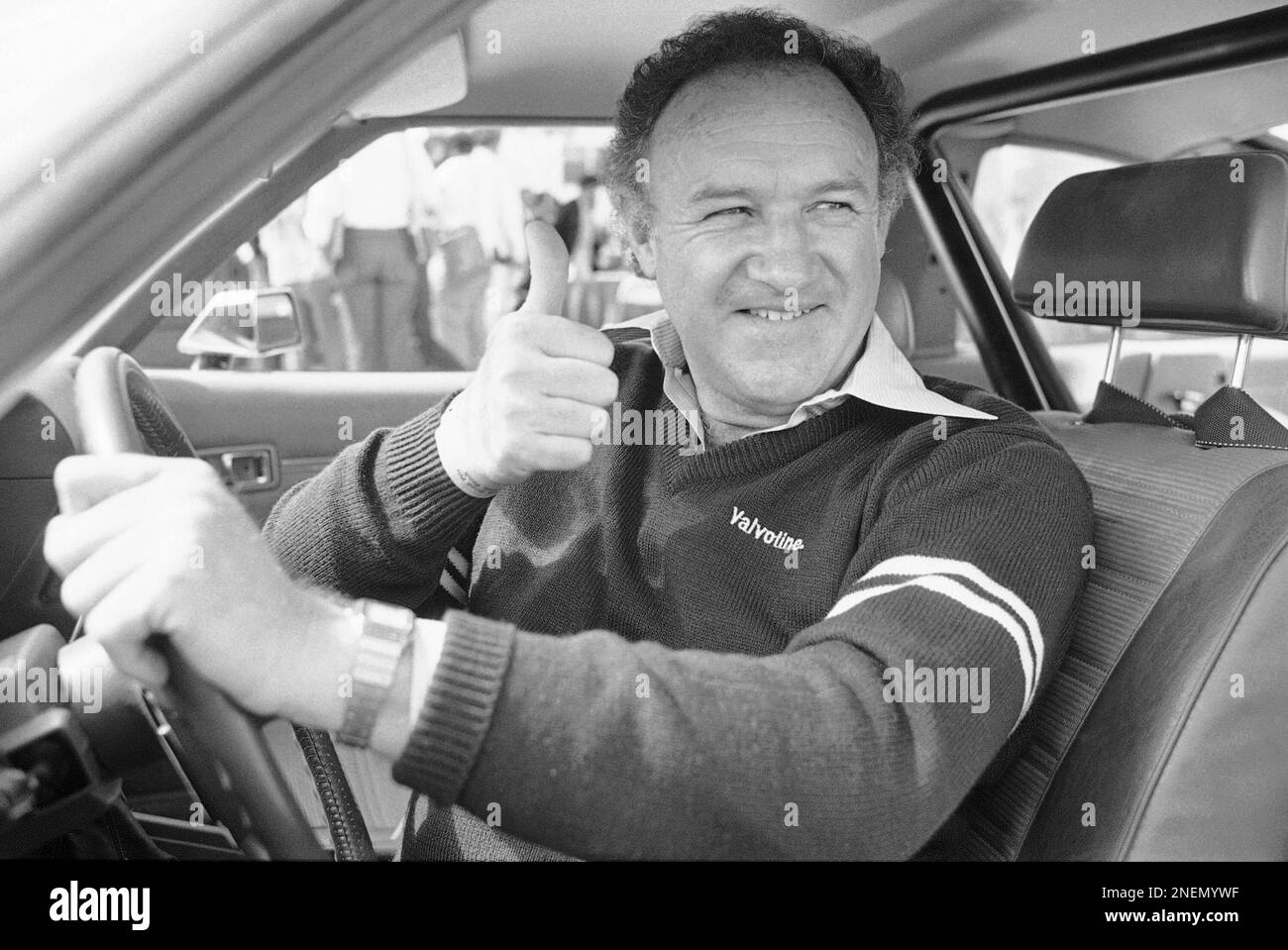 Actor Gene Hackman gives the thumbs up signal prior to the Pro ...